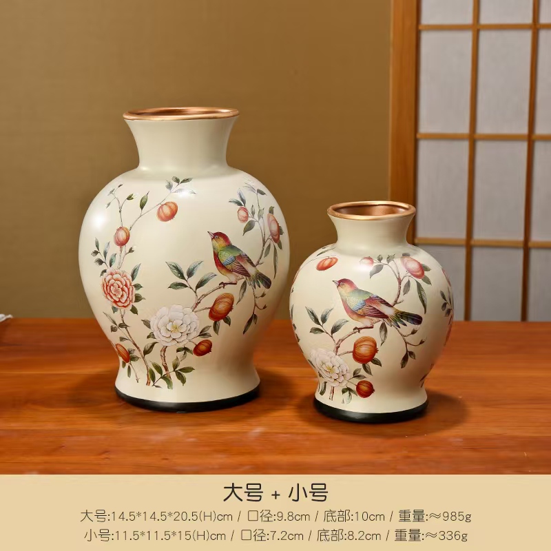 装饰花瓶实物图