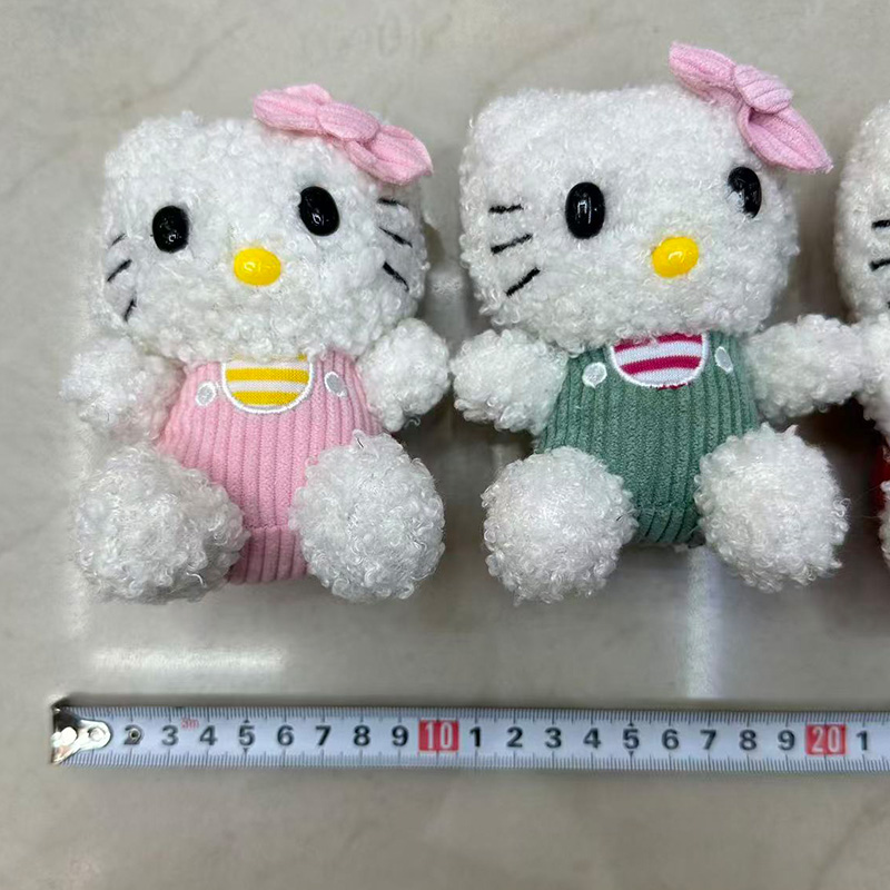 Juguete de peluche kt gato animal recuerdo cubo de peluche ins muñeca creativa colgante de alrededor de la caricatura colgante de peluche llavero muppet colgante adorable decoración clip de regalo máquina de muñeca fábrica venta directa Application Scenario