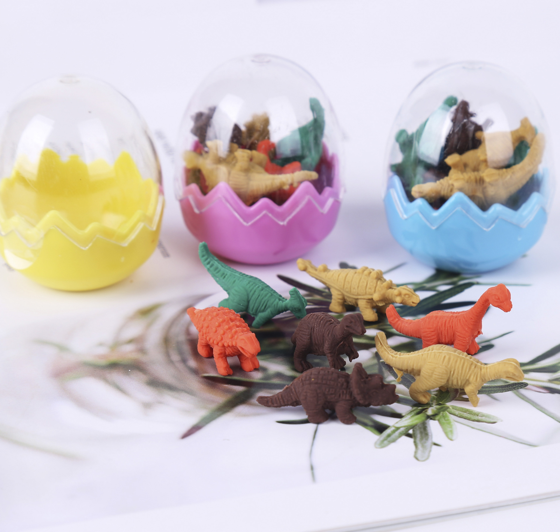 Dinosaur egg eraser, Korean version creative student prize, children's cartoon eraser, stationery for kindergarten writing and correction full figure