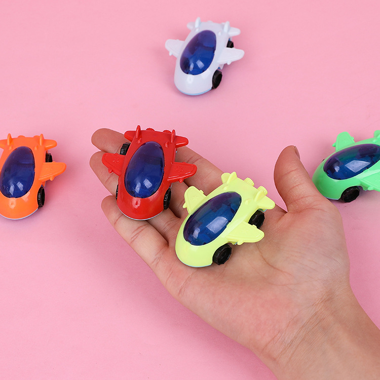 Sliding cartoon mini airplane toys, food giveaways, lottery small toys, wholesale micro-business ground promotion small gifts Specification drawing