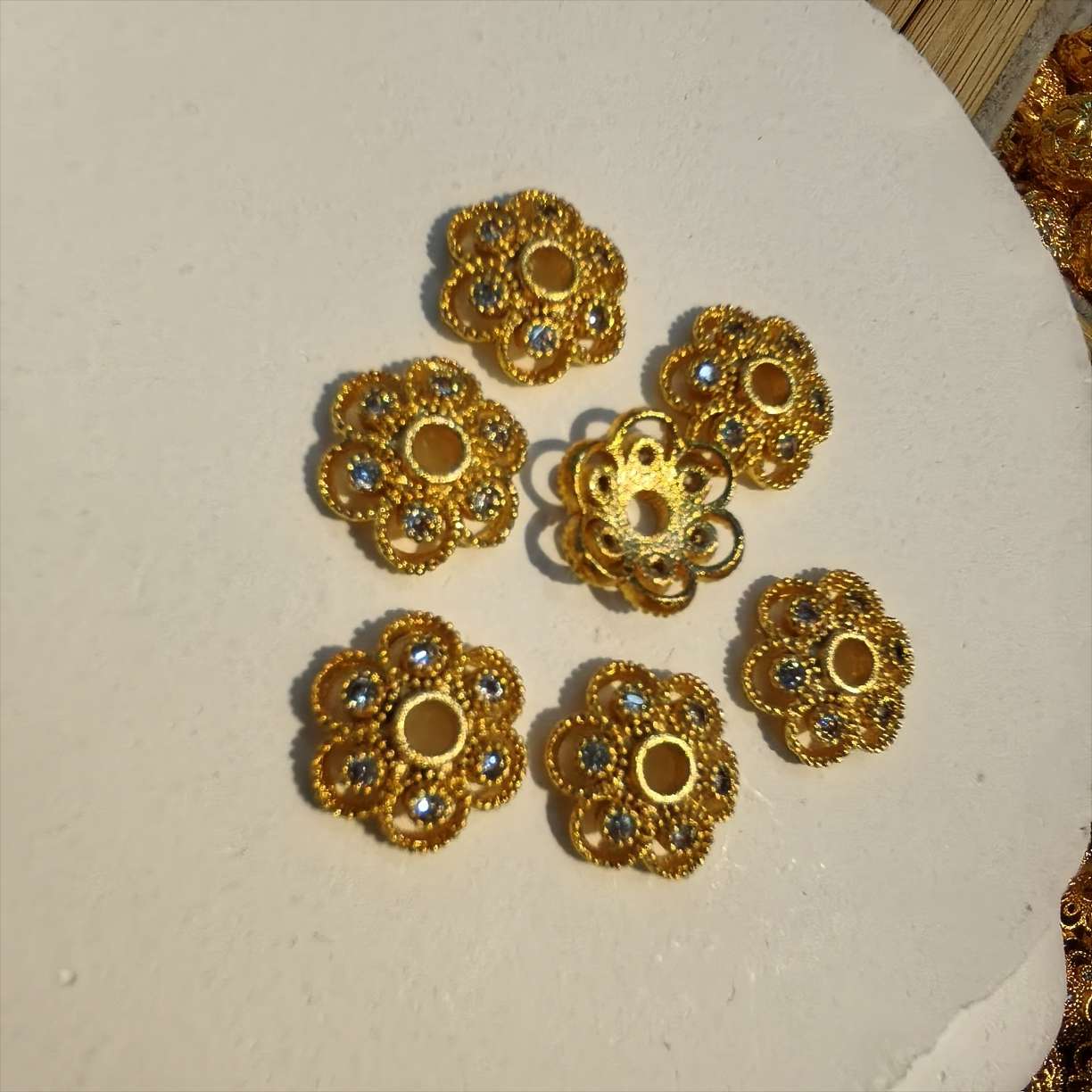 A wide variety of fashionable accessories and accessories are available for personalized decoration and accessory selection. Choose from a selection of high-quality items Specification image