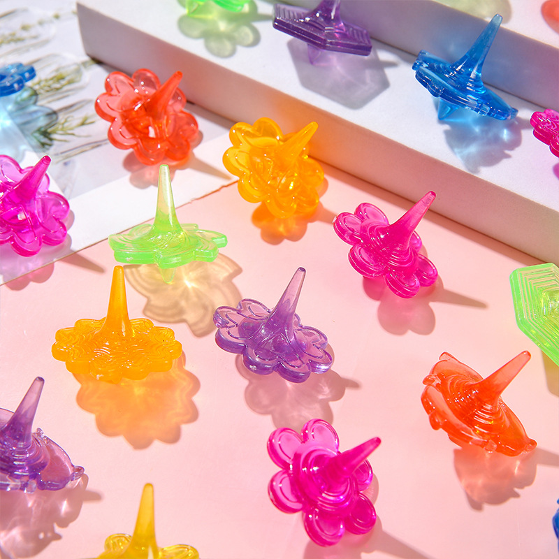 Transparent crystal small gyroscope toy, acrylic rotating gyroscope, primary school and kindergarten prizes, ground promotion small gifts Application Scenario