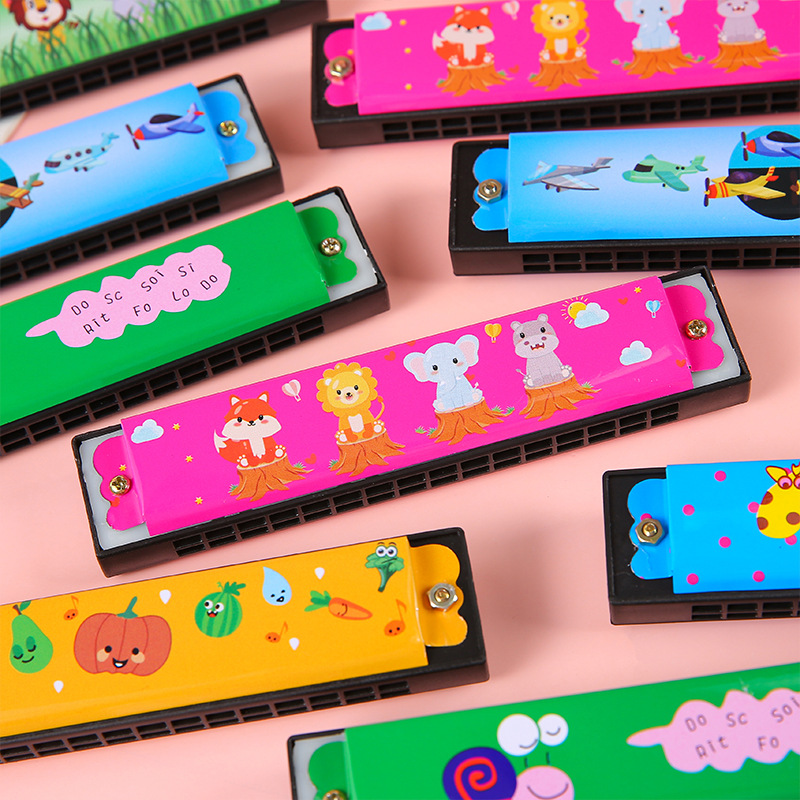 Creative children's harmonica music teaching AIDS for kindergartens, metal harmonica toys for primary school students to learn to play wind instruments full figure