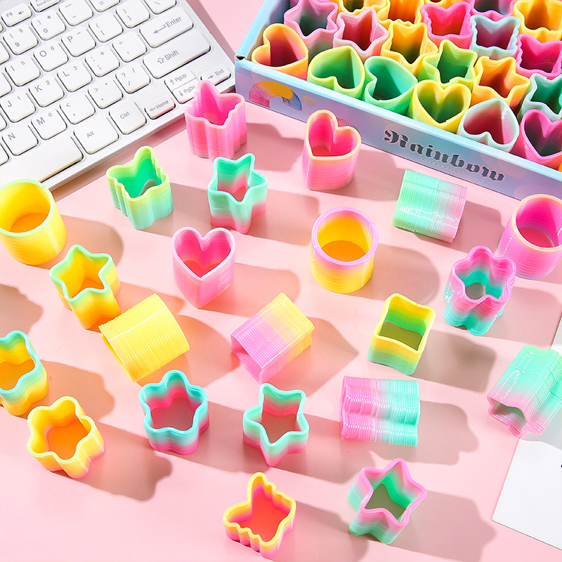 Small irregular-shaped rainbow ring children's small gifts, seven-color small spring rings, magic hula hoops, magical baby lanterns Application Scenario
