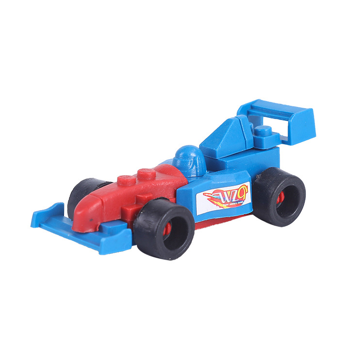 The cartoon racing car mini assembly creative building blocks are selling well at the street stall as educational toys for children aged 4 to 6 in kindergartens Item Picture