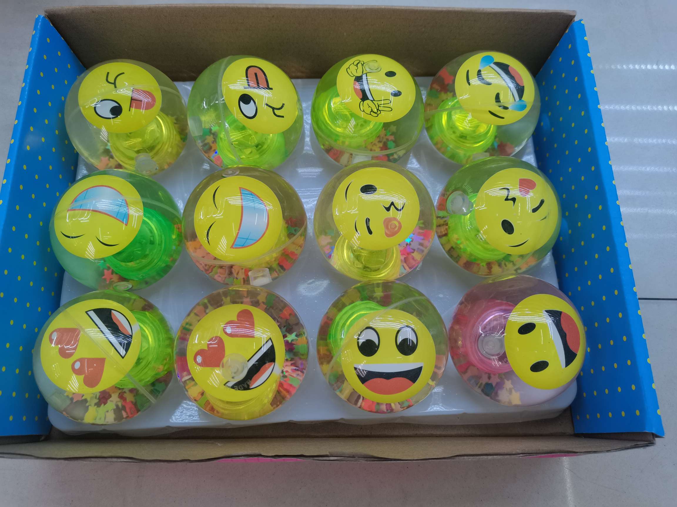 儿童玩具运动休闲弹力球闪光水球闪光球