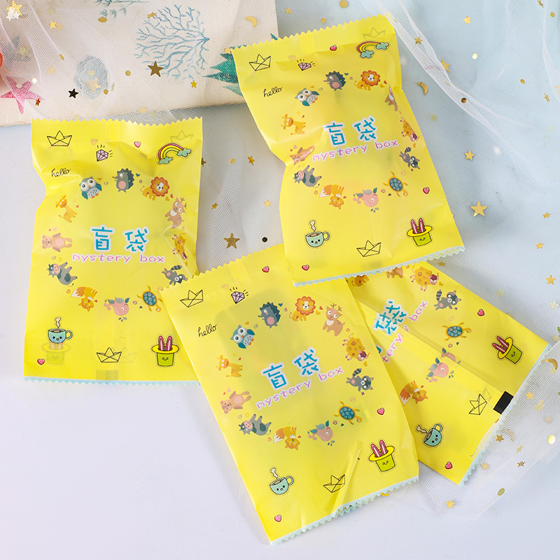 Children's small toys, untoppleable dolls, blind bags, surprise blind boxes, small gifts for students, and rewards for the whole class on Children's Day at the kindergarten details Picture