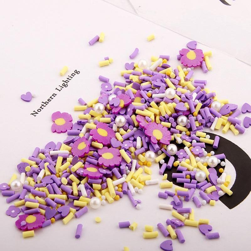 Qiaoqiao diy crystal resin, flowing sand oil filling, flower pearl, soft clay slice, flowing sand making materials Application Scenario