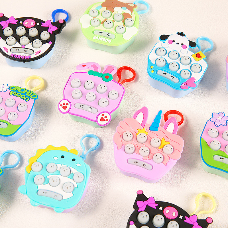 Cross-border mini Whack-a-Mole Cartoon handheld game console, Click and Play, Stress relief, Puzzle and fun keychain toy Specification drawing