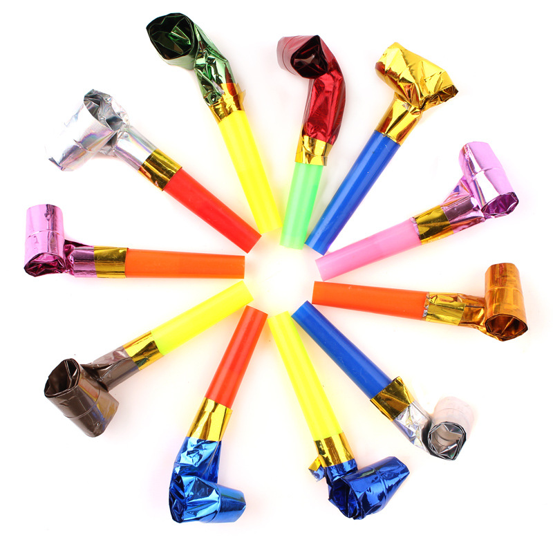 Long nose children's whistle cheering props for a party/birthday party, blowing dragon whistle details Picture