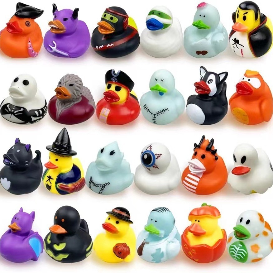 Best-selling Halloween party gifts in stock: Children's bath toy duck, Halloween duck water play toy, new little yellow duck full figure
