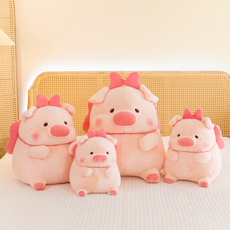 New cartoon bow Lulu Pig plush toy doll, girlish sleeping children's pillow doll wholesale Application Scenario
