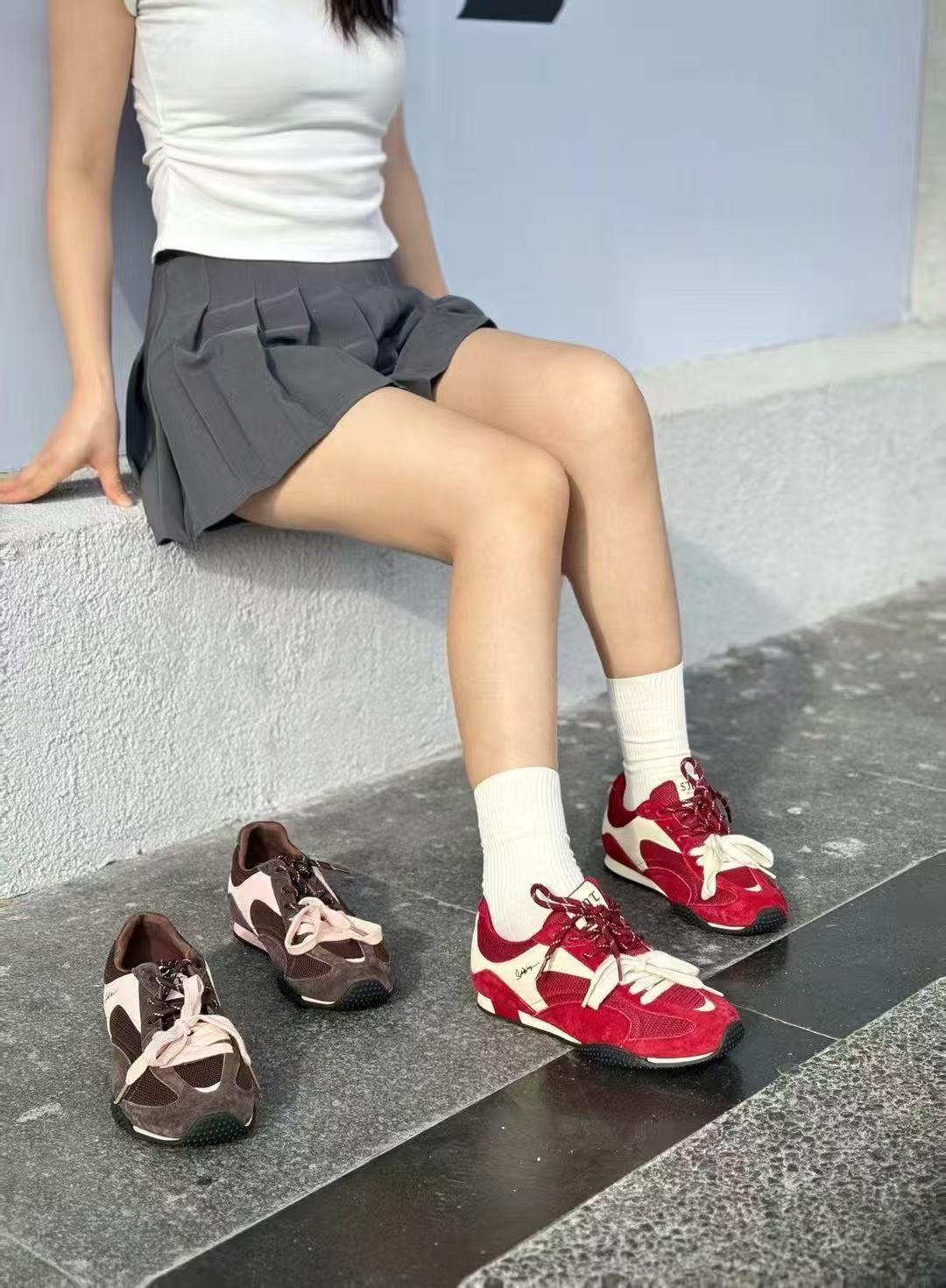 女式休闲运动鞋跑鞋潮鞋零售