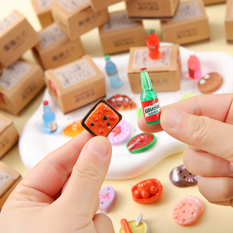New mini express box, parcel toy blind box, miniature toy supermarket simulation display item, food and play blind box details Picture