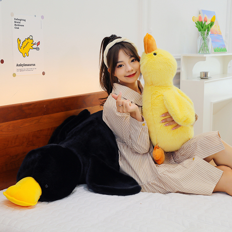 Cute little duck figurines, yellow duck dolls, sleeping companions, big white goose dolls, plush toys, birthday gifts Application Scenario