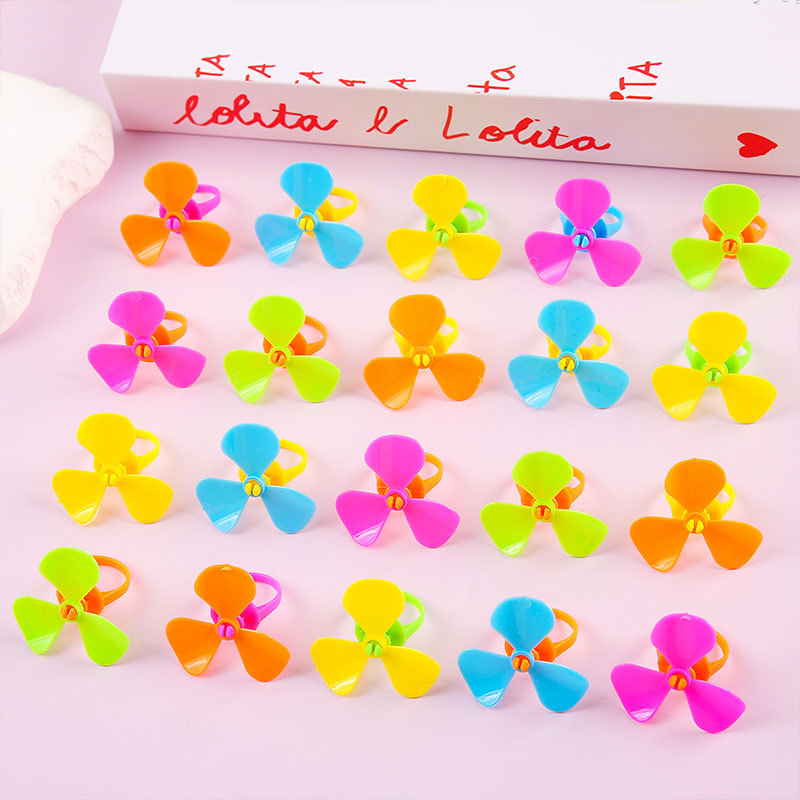 Children's windmill ring, ring treasure, princess, cute girl's jewelry, cartoon plastic small ring, children's toy gift Specification drawing