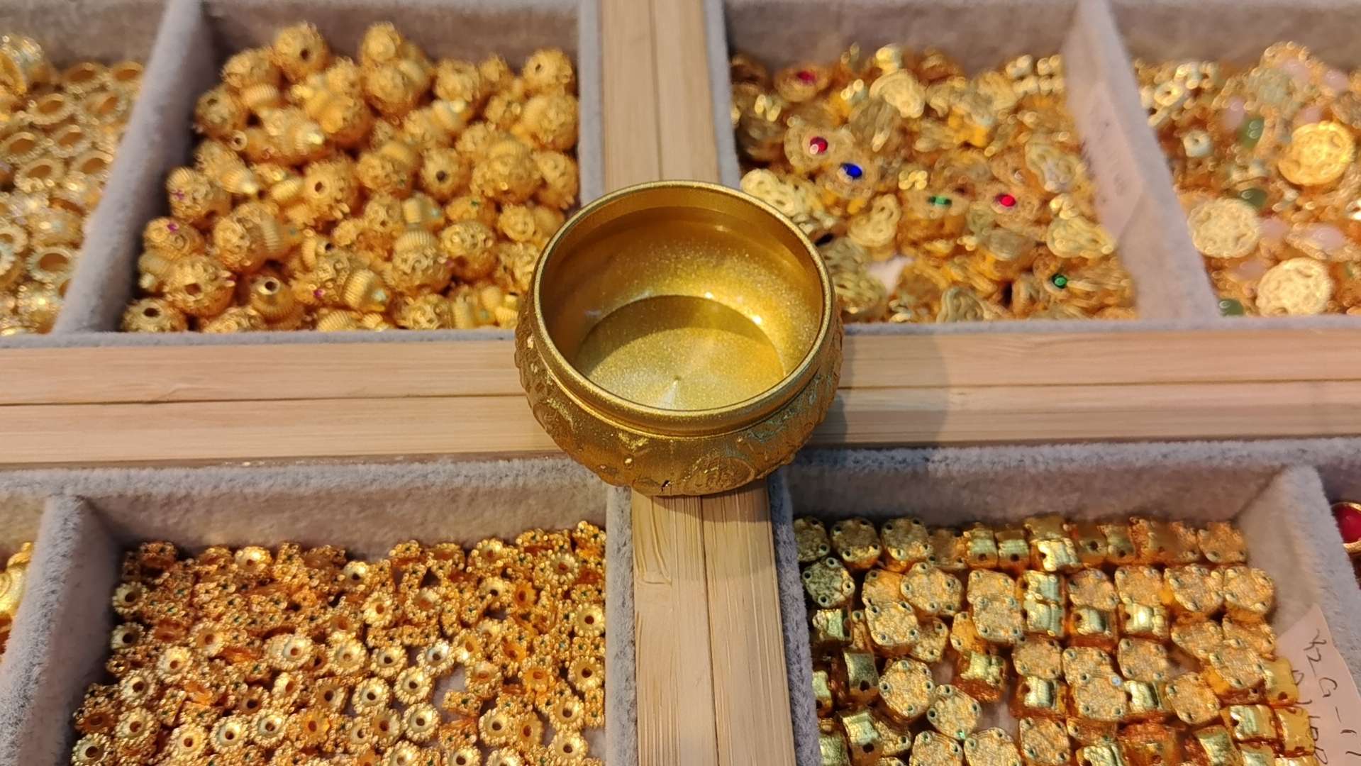 Jewelry accessories, oil-dripping zircon, Czech glass DIY jewelry material accessories, jewelry accessory sets, decorative items, perforated accessories Specification image