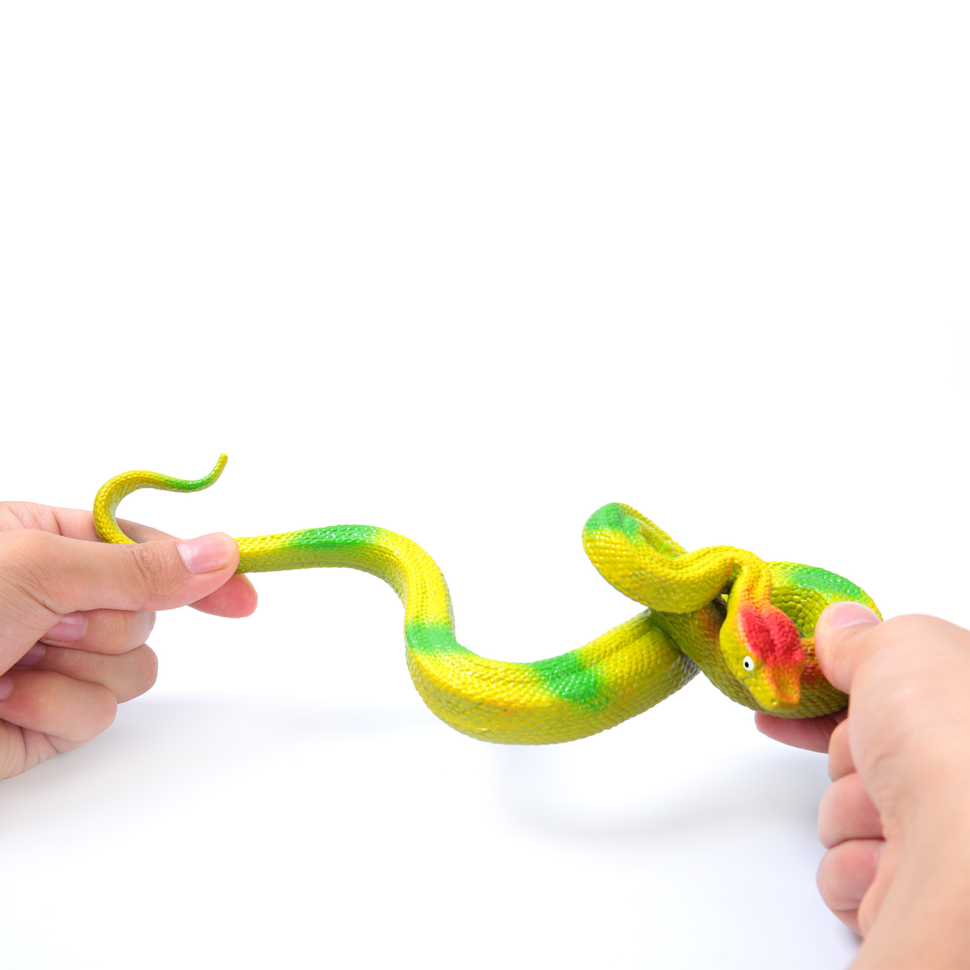 Creative soft rubber simulation snakes, cobras, fake snakes, pranks, scaring and teasing small toys, gift manufacturers, wholesale in stock details Picture