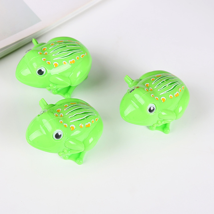 Children's educational bouncing frog, nostalgic wind-up toy, baby winding bouncing frog, classic street stall toy wholesale details Picture