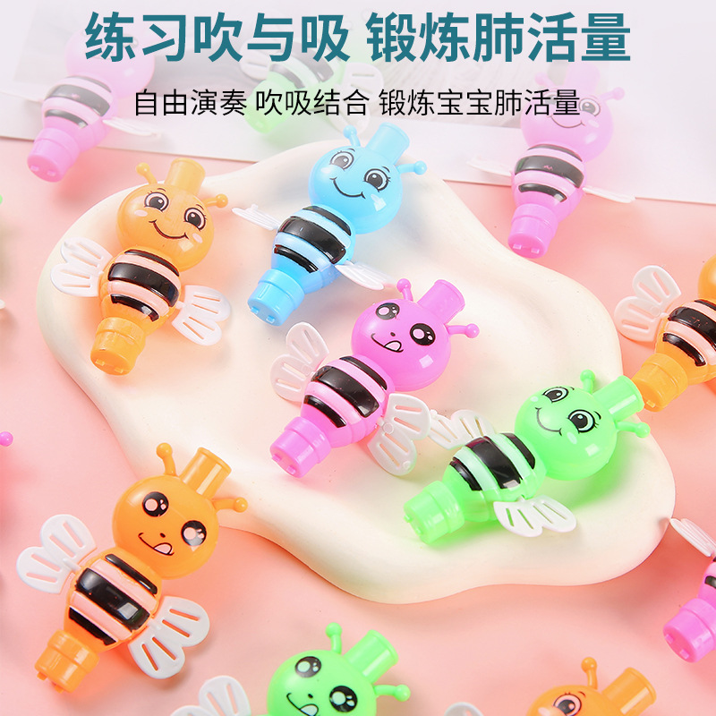 Bee Whistle Creative Children's cartoon Whistle Gift, small toy cartoon whistle, educational toy small gift Specification drawing