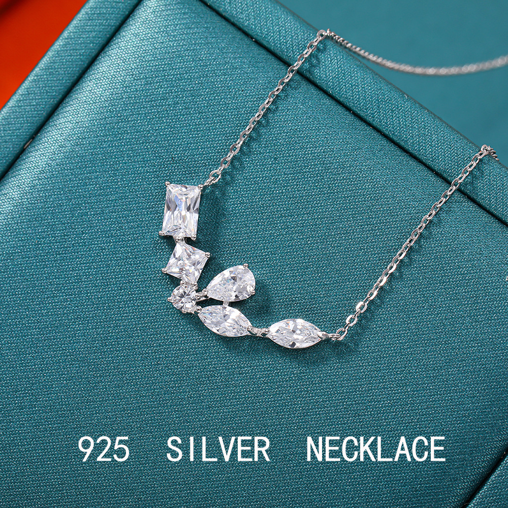 影响力饰品日韩新款S925纯银几何不规则设计亮眼精致个性小众锁骨链女项链