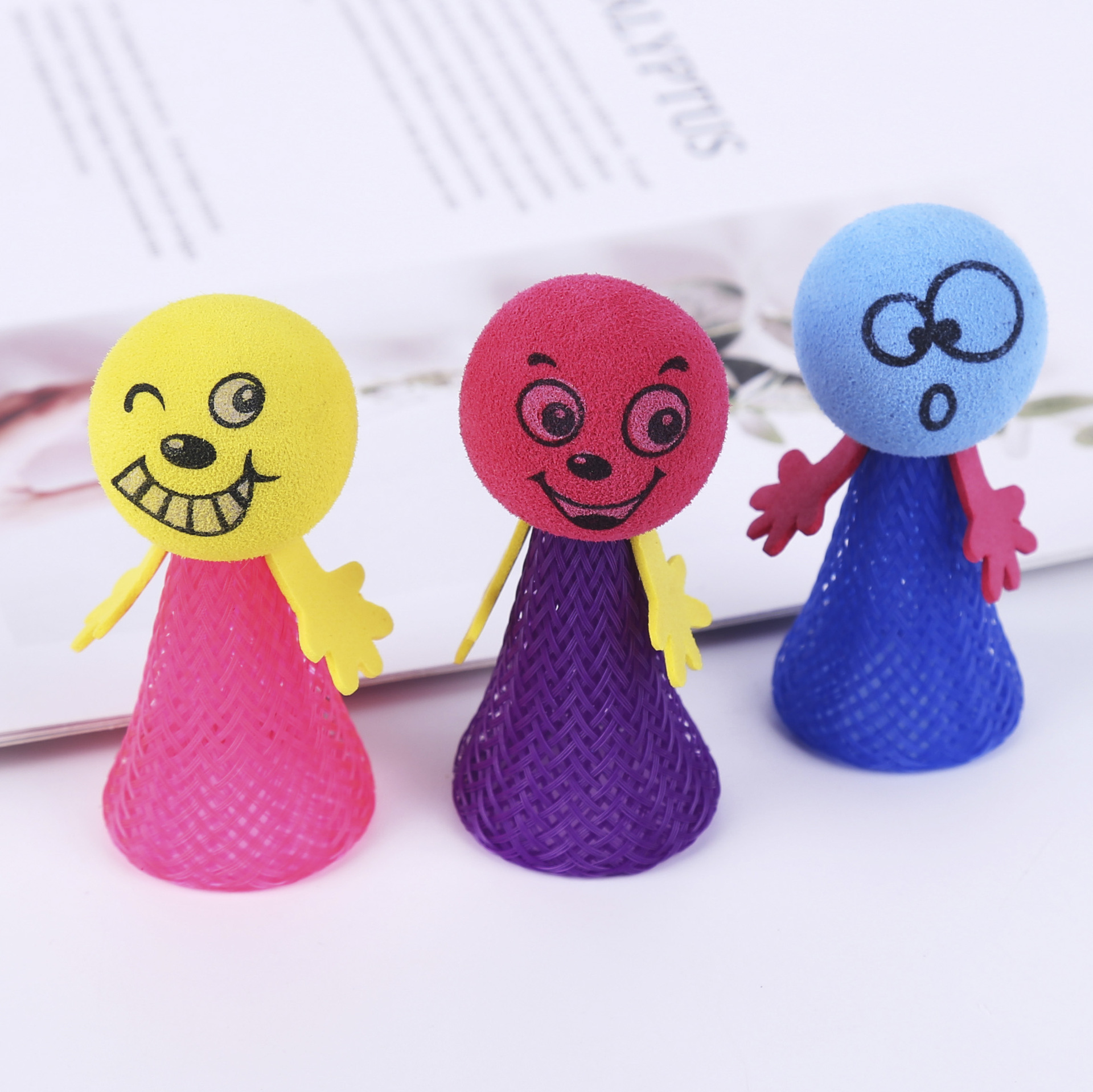 Wholesale of children's toys, including eva spring figures, jumping little people, and jumping people, as well as children's gifts and dolls details Picture