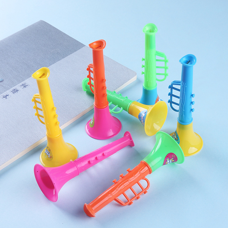 Wholesale of children's small toys, double-section mini trumpets, baby cartoon plastic, kindergarten wind instrument prizes details Picture
