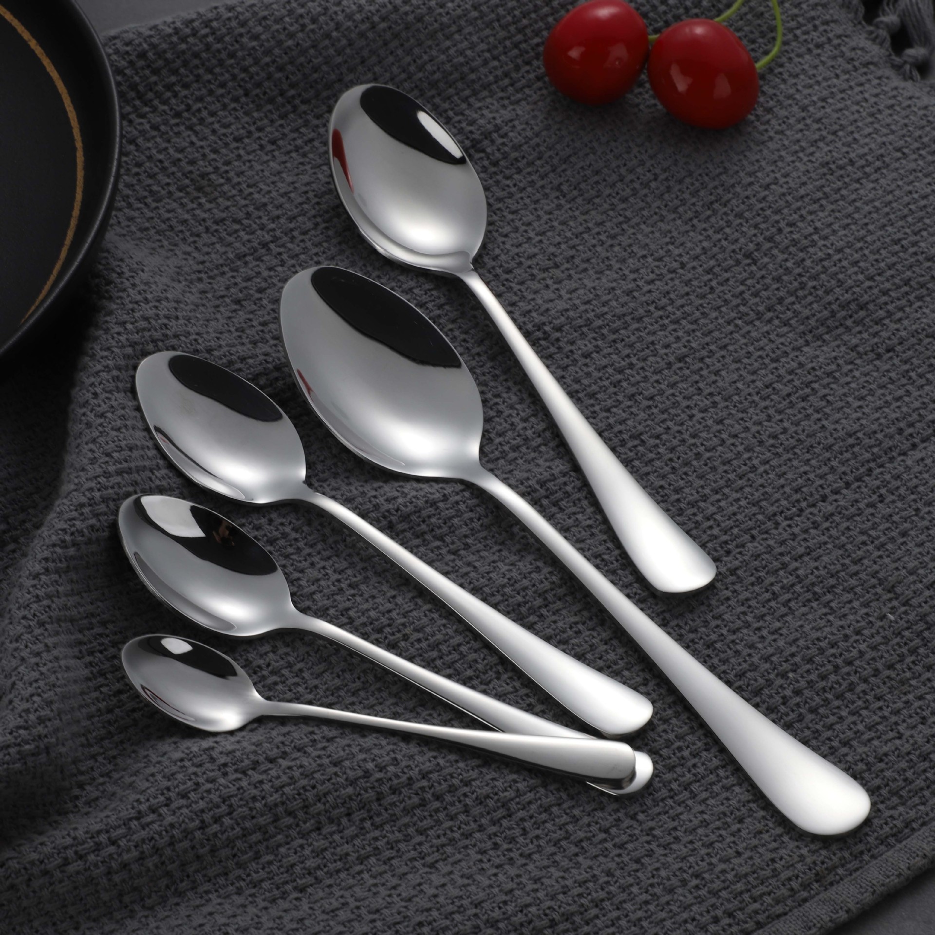 304 stainless steel pointed spoon, household soup spoon, adult porridge spoon, hotel and restaurant Western tableware, stirring dessert and coffee spoon 56