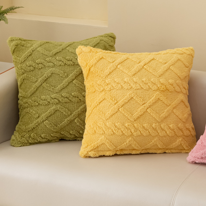 冬季毛绒抱枕纯色沙发靠枕床头靠垫家用靠枕套抱枕套汽车飘窗靠背01