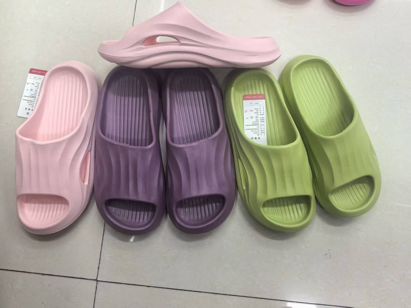 塑料拖鞋家居拖鞋三色混装外贸批发