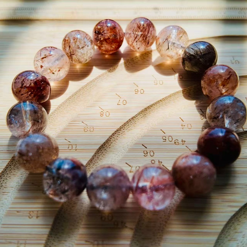 Black gold Super bracelet Application Scenario