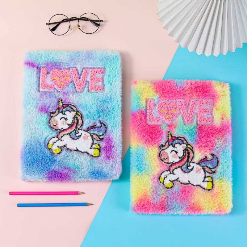 卡通毛绒笔记本A5记事本跨境外贸笔记本毛绒刺绣卡通创意可爱笔记本