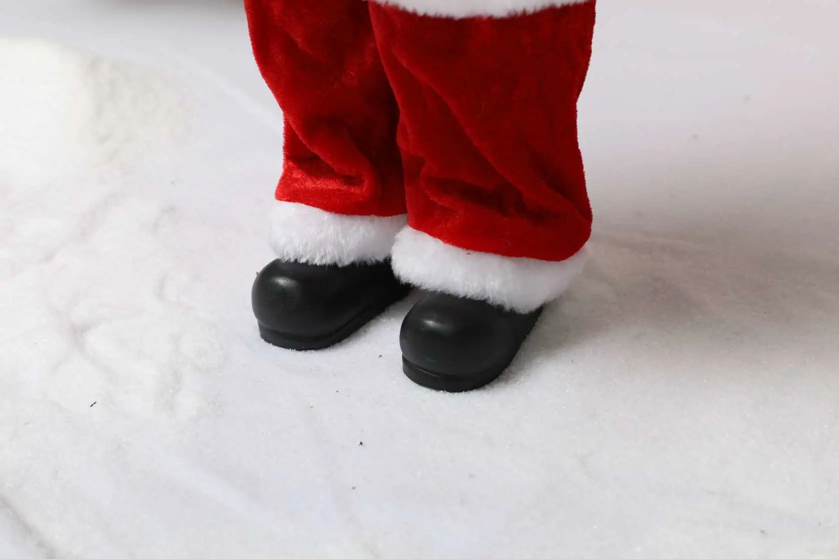Santa Claus, Christmas decorations, Christmas ornaments, Christmas gifts, fabric art, festival decorations detail image 7