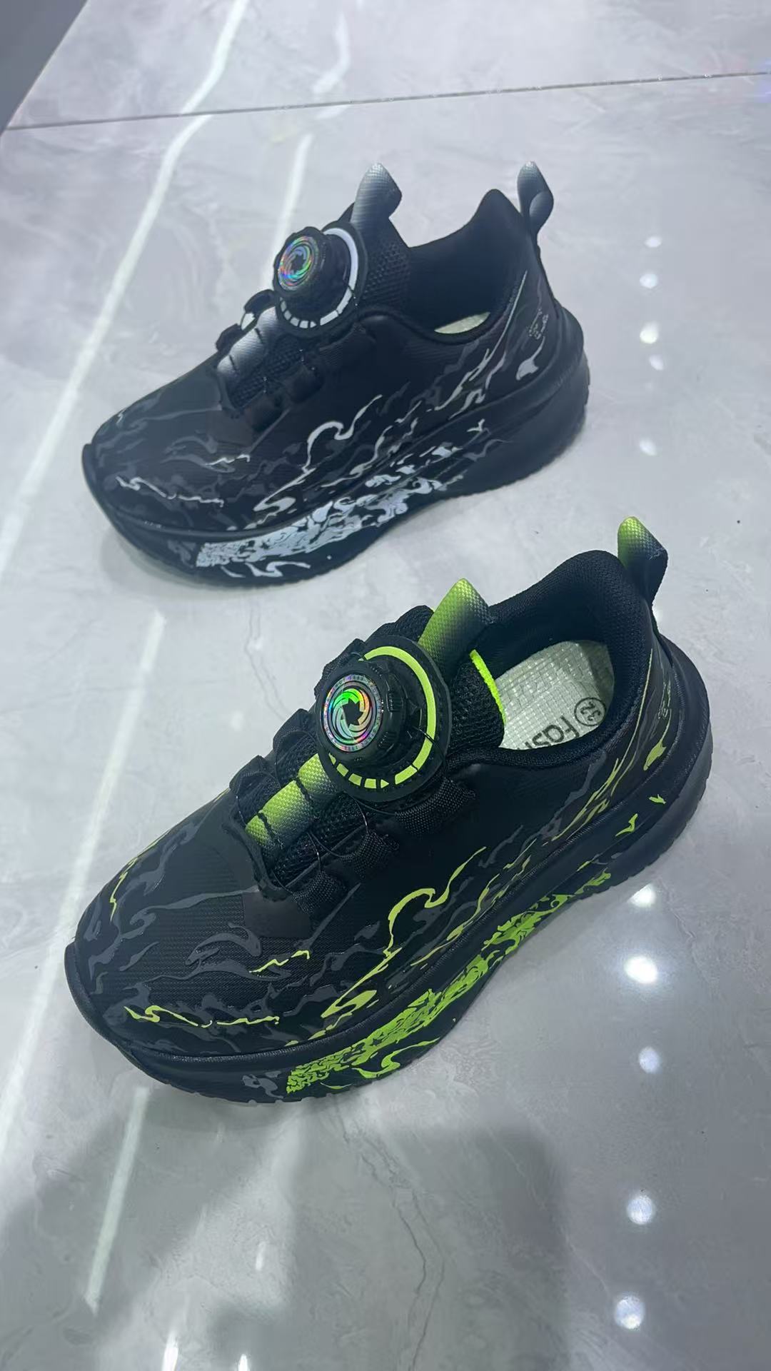 儿童运动鞋球鞋跑鞋内贸批发