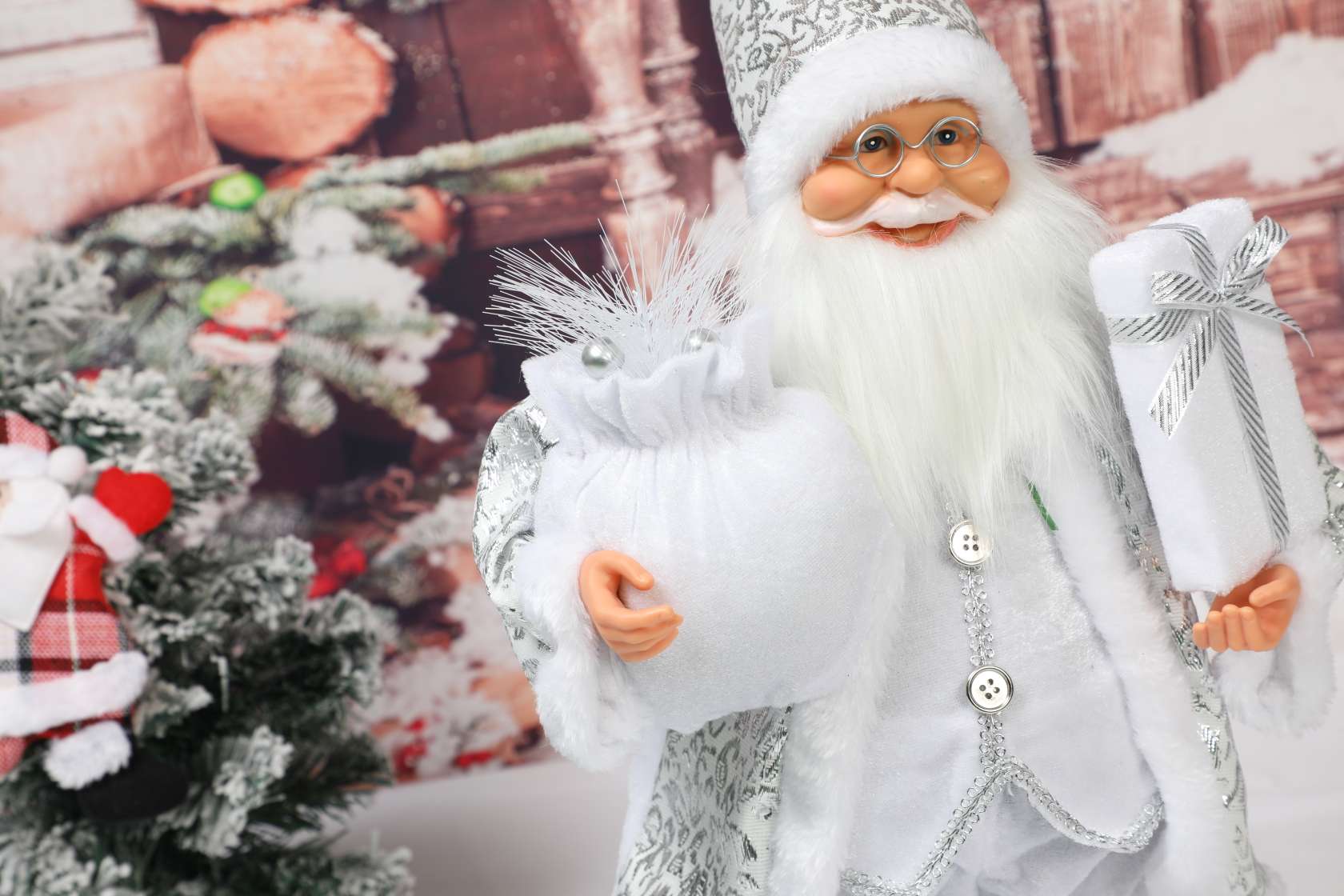 Christmas gifts, Christmas decorations, Santa Claus figurines, fabric decorations for the elderly's holiday detail image 5