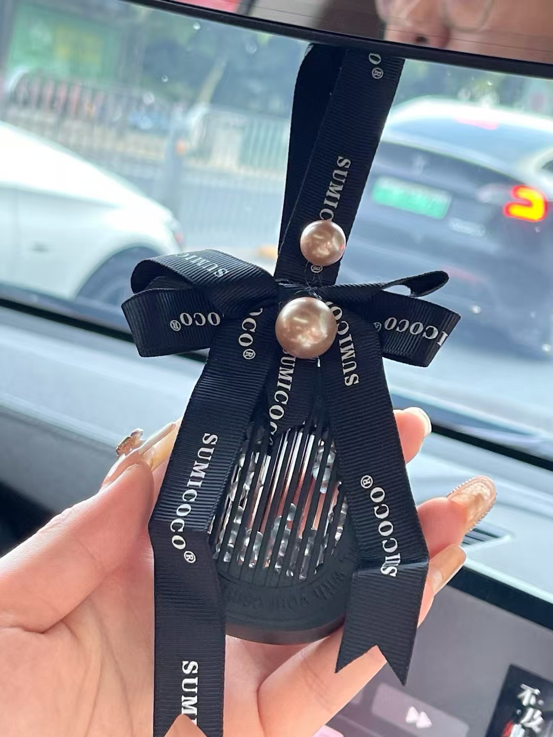 车载香薰两用挂件产品图