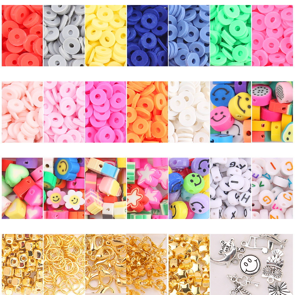 Children's beaded soft clay slice bracelet, DIY materials, cartoon toys, necklace jewelry, educational scattered beaded accessories Application Scenario