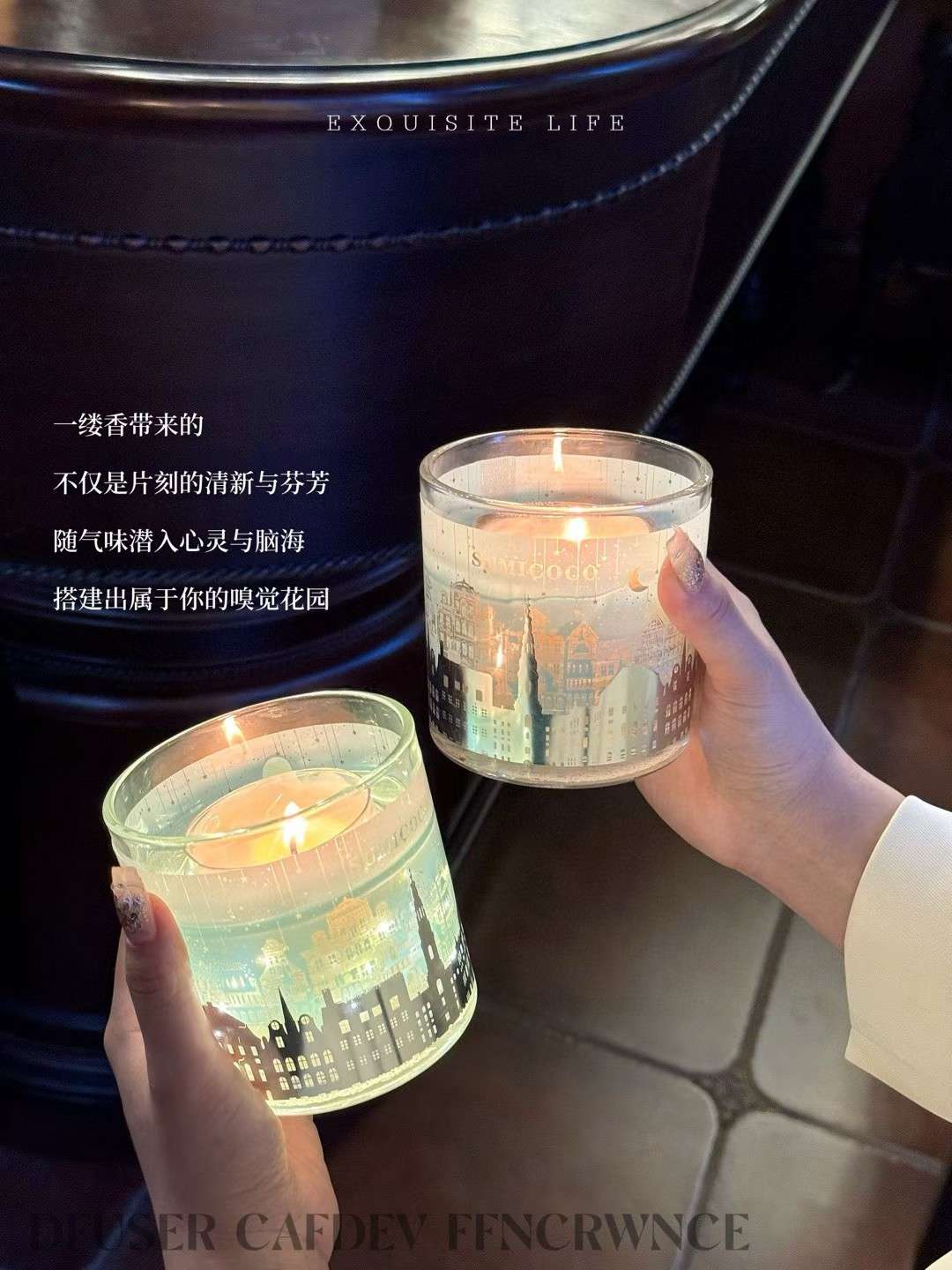 Tiffany&CO.蒂芙尼同款
SUMICOCO 城堡之光节日限定香氛蜡烛礼盒
香型选择：梦幻蓝风玲/英国梨&小苍兰白底实物图