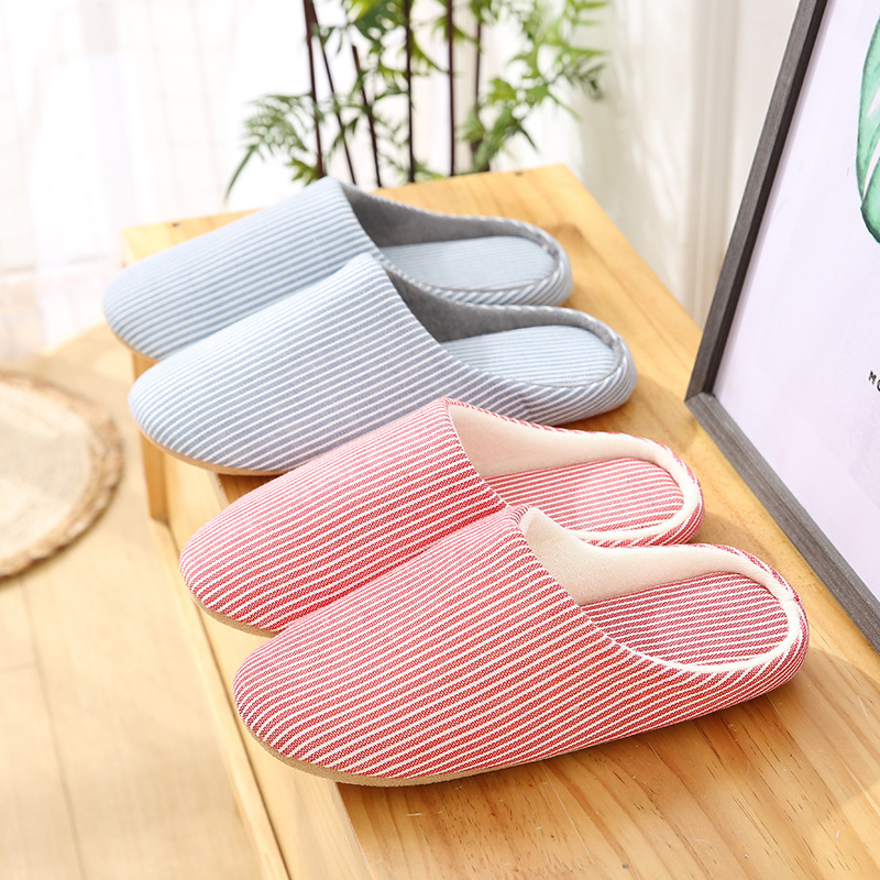 Japanese-style indoor silent cloth-soled slippers, spring and autumn wooden floor home soft-soled large-sized anti-slip cotton slippers details Picture