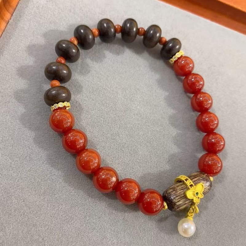 南红玛瑙雕刻面手串文玩貔貅藏饰天圆地方天珠手链直播货源批发女详情1