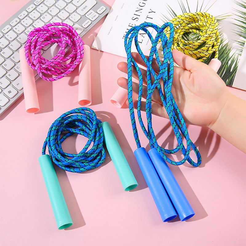 Skipping rope toys, children's plastic, primary school sports, kindergarten, beginners, boys and girls, skipping rope, plastic handle, cotton rope full figure