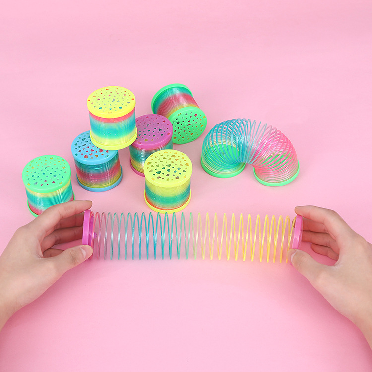 Luminous night light rainbow circle, 3D magic rainbow circle, flashing spring circle, magic circle, popular street toys at street stalls Application Scenario