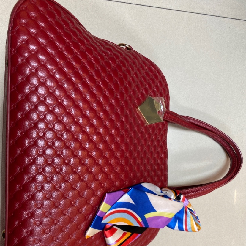 时尚女包红色皮包时尚