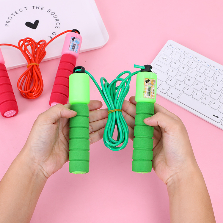 Adult sponge counting skipping rope, pattern skipping rope, student high school entrance examination fitness skipping rope, rope fitness skipping rope, aerobic exercise Application Scenario