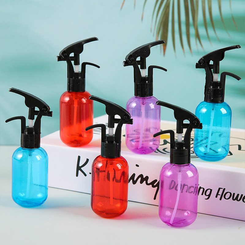 Candy toy spray bottle, small water gun nozzle spray bottle, e-commerce small toy packaging spray small container, kindergarten gift Application Scenario