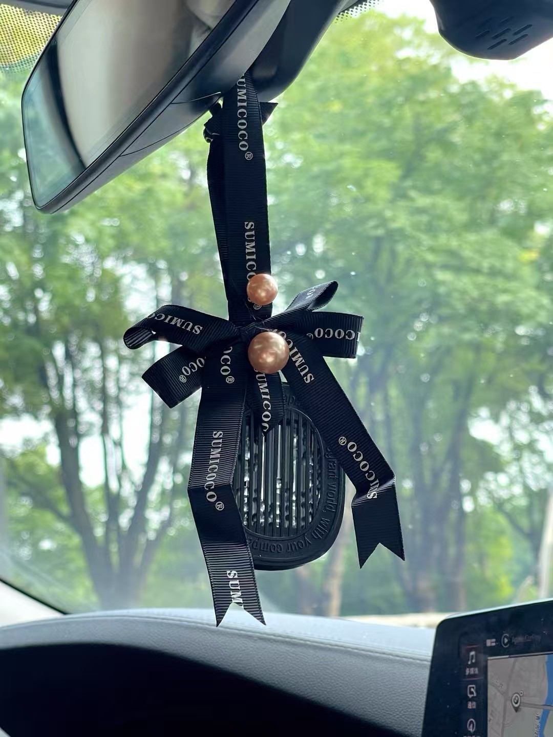 车载香薰两用挂件细节图