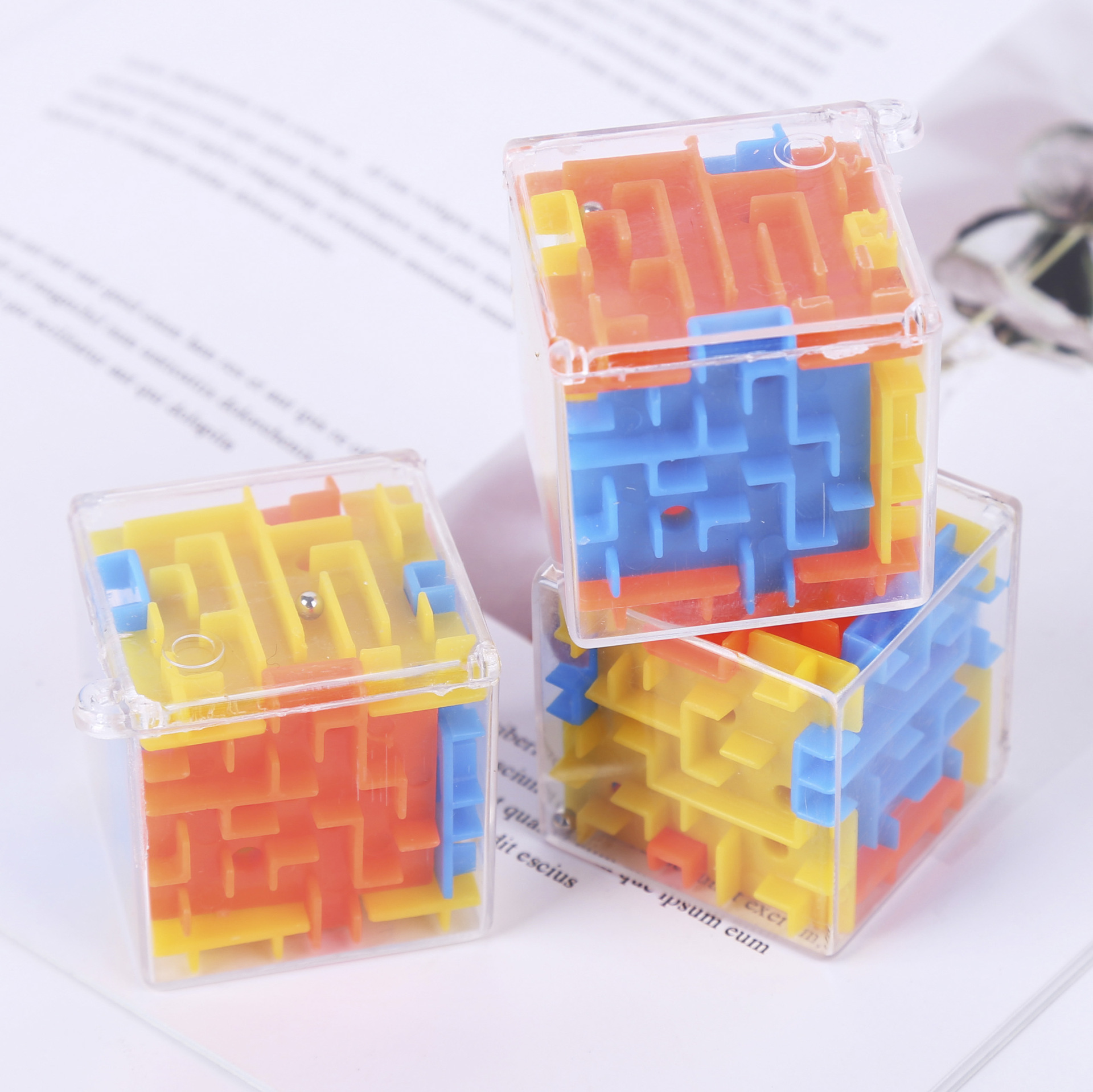 Wholesale children's three-dimensional maze, cube six-sided maze, intelligence magic maze, ball walking ball, children's educational toys full figure