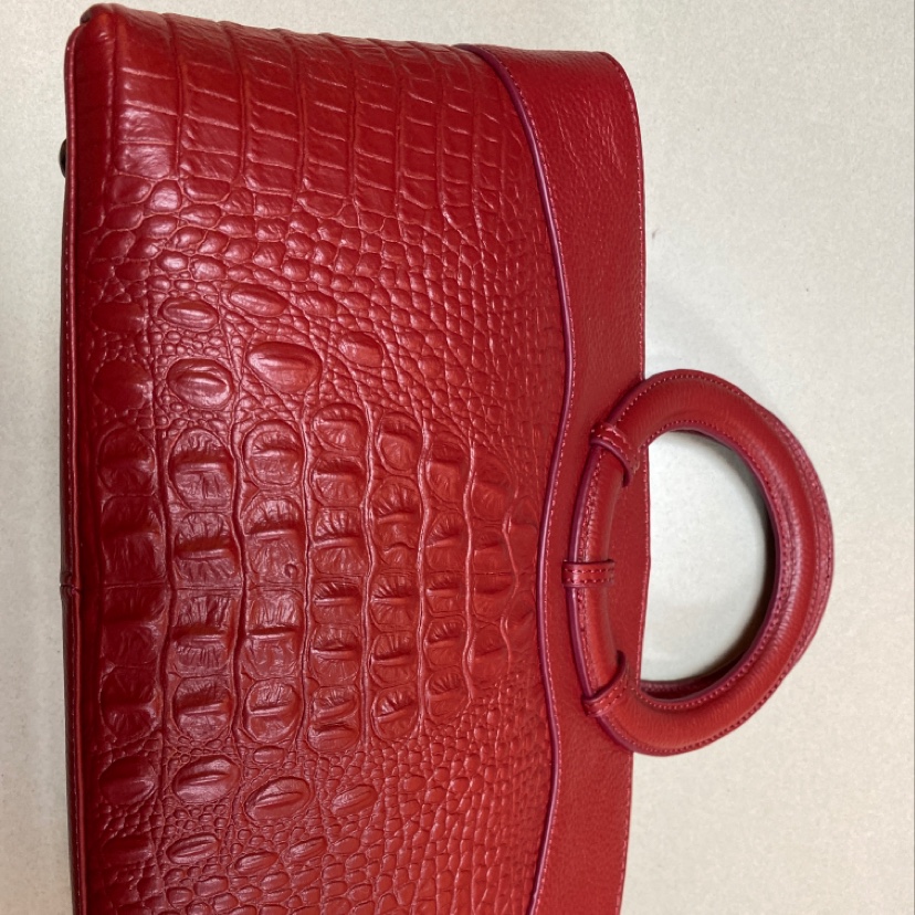 时尚女包红色皮包时尚新颖