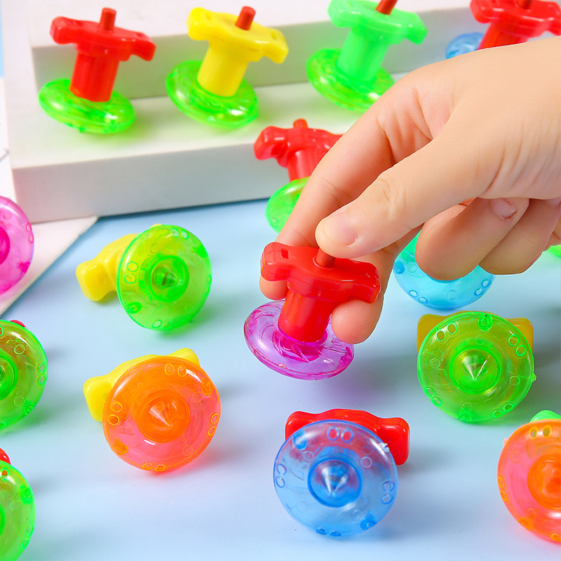 Mini rotating high-speed gyroscope, creative and nostalgic children's small toys, torque gyroscope, ground spin, kindergarten gifts wholesale full figure