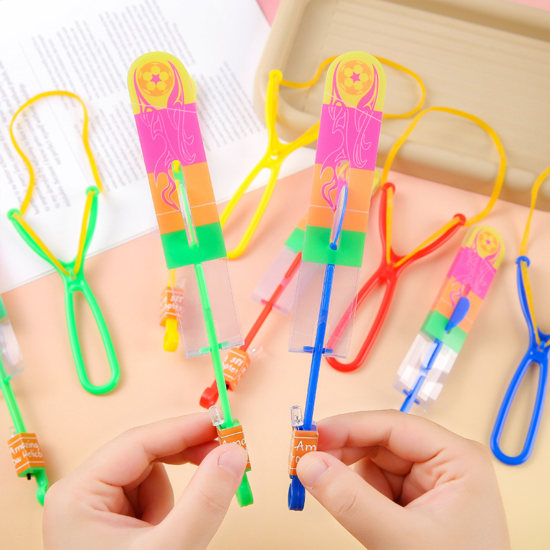 Luminous slingshot arrows, blue light double flashing swords, children's gifts, night market gifts, street stalls, hot-selling toys, wholesale from manufacturers Application Scenario
